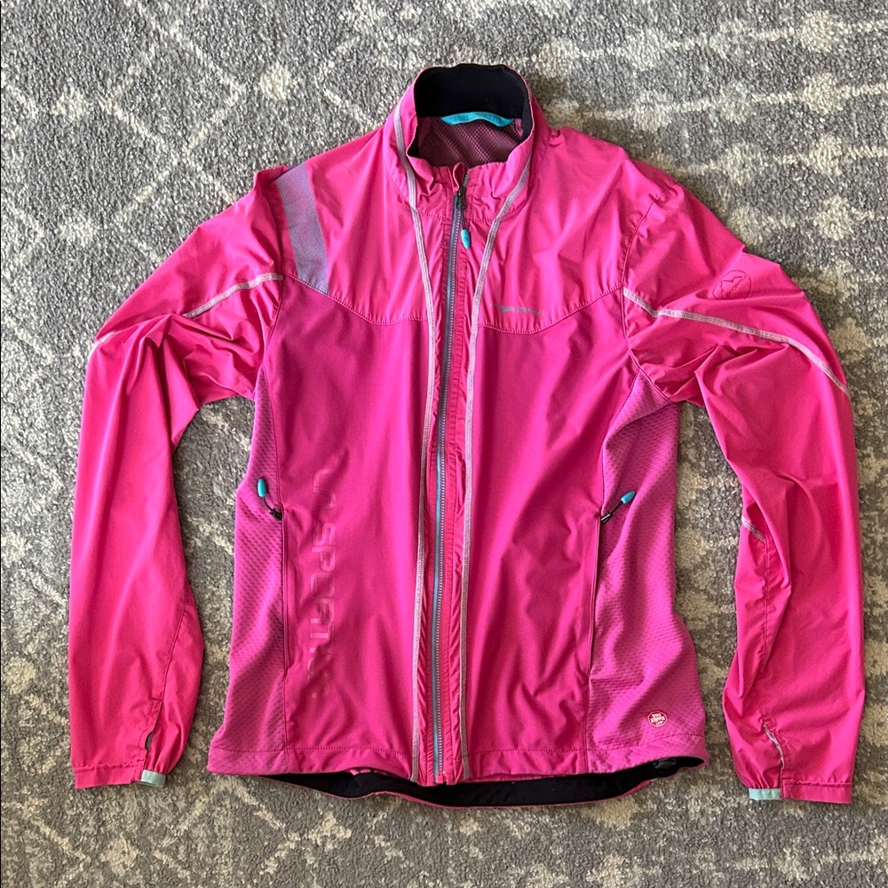 Women's La Sportiva windbreaker